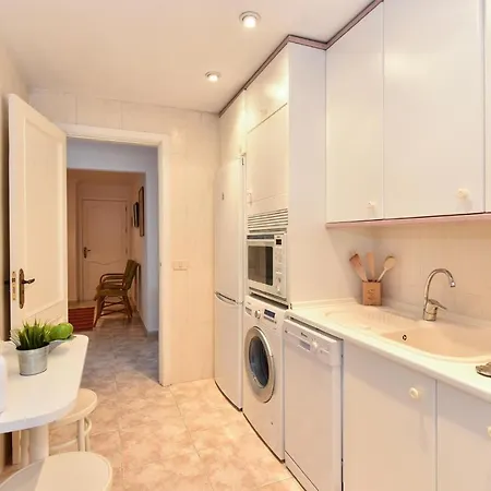 Canteras Seafront Apartment